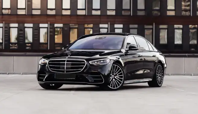 S-Klasse (First Class Limousine)